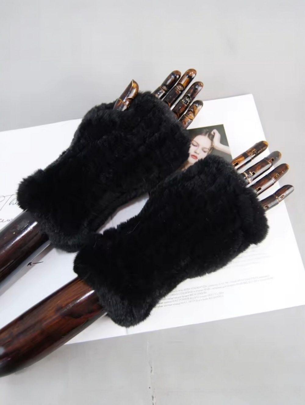 Plush Faux Fur Fingerless Gloves ▪︎  Charcoal ▪︎ Sz 7.87"